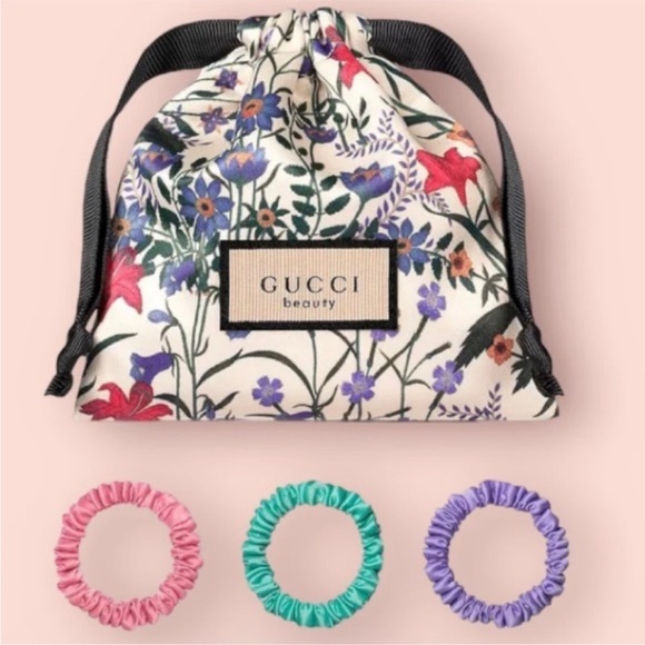 Gucci Beauty Satin Scrunchie Set + Floral Pouch - Picture 1 of 2